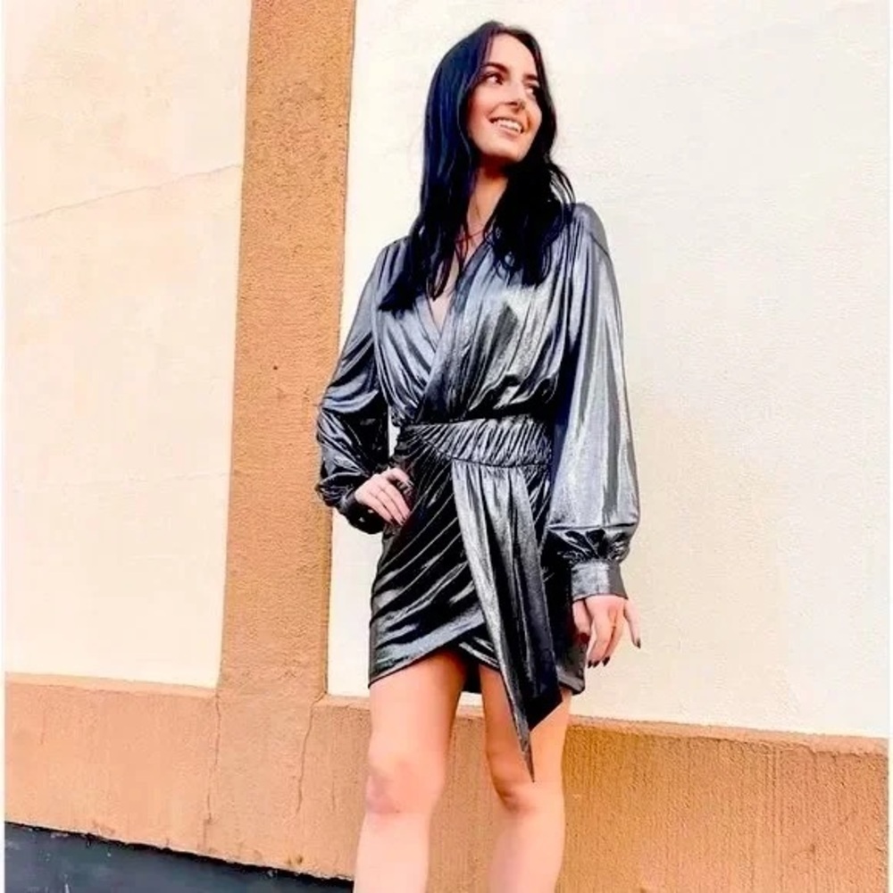 Pants Store Women’s Metallic Plunge Wrap Dress Silver Grey Size Small Zipper